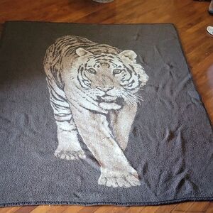 Vintage Plush TAC Tiger Blanket 57 X 72" Reversible